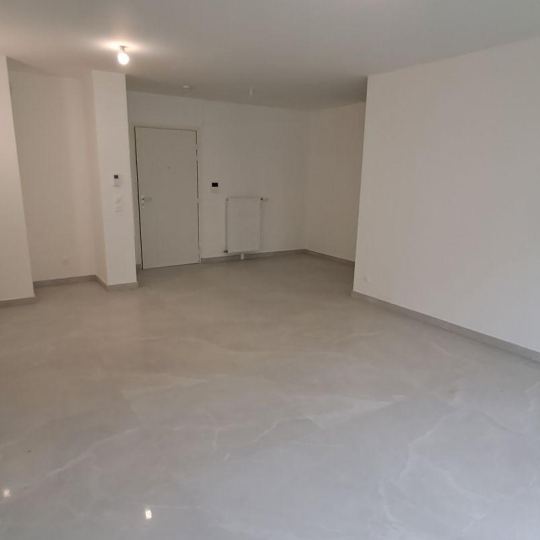  Annonces VRY : Appartement | COMBS-LA-VILLE (77380) | 61 m2 | 279 000 € 